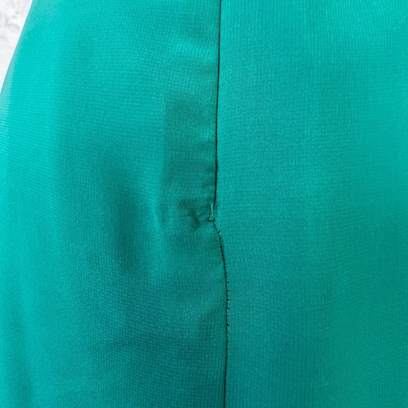 Vince Camuto sheath dress. - Picture 15 of 16